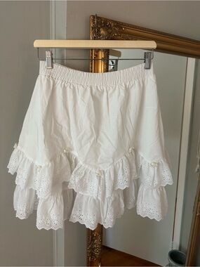 Vintage express White Eyelet Ruffle Skirt - Classic Women's Skirt